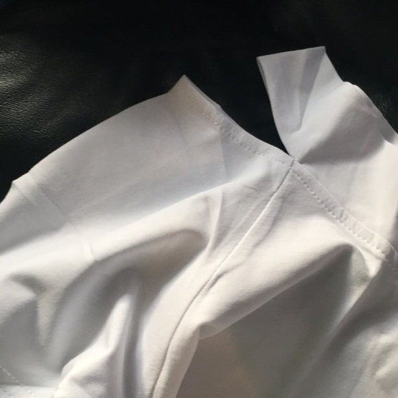 Women’s white off the shoulder top - Picture 3 of 4